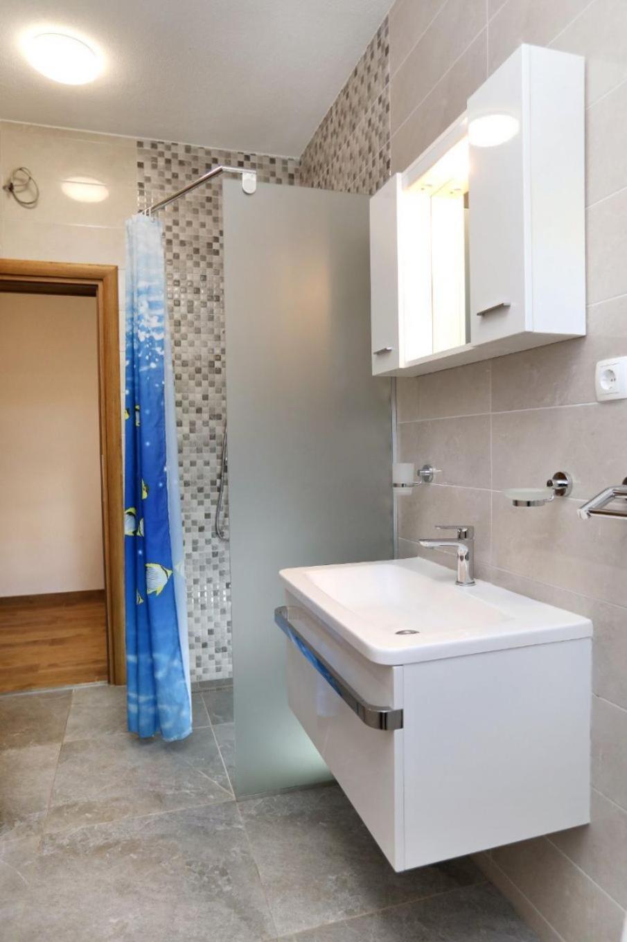 Apartments Ante - 50 M From The Sea Seget Vranjica Luaran gambar