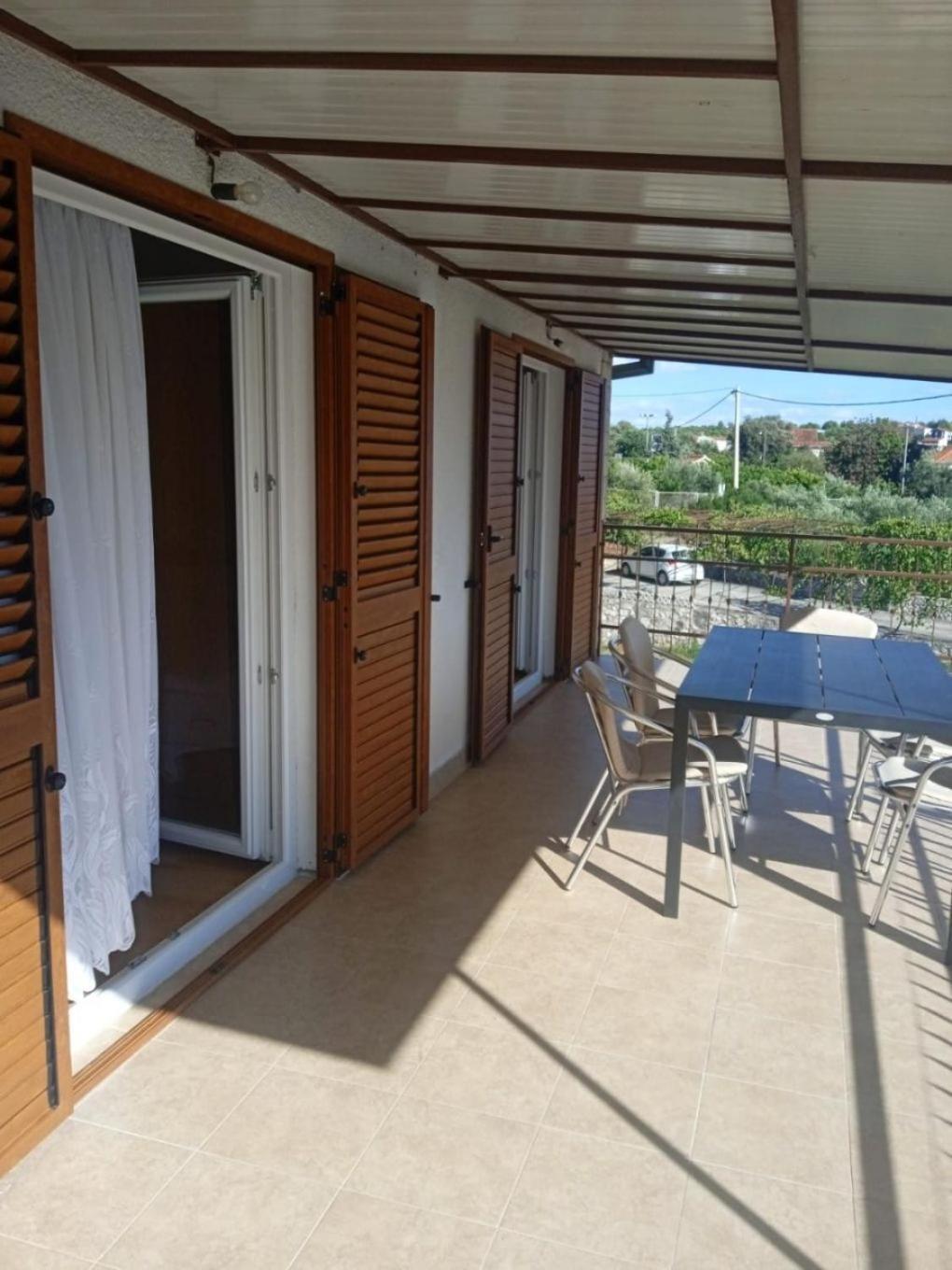 Apartments Ante - 50 M From The Sea Seget Vranjica Luaran gambar